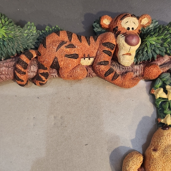 Vintage 1990s Disney Winnie the Pooh 3D Resin Picture Frame - Picture 4 of 8